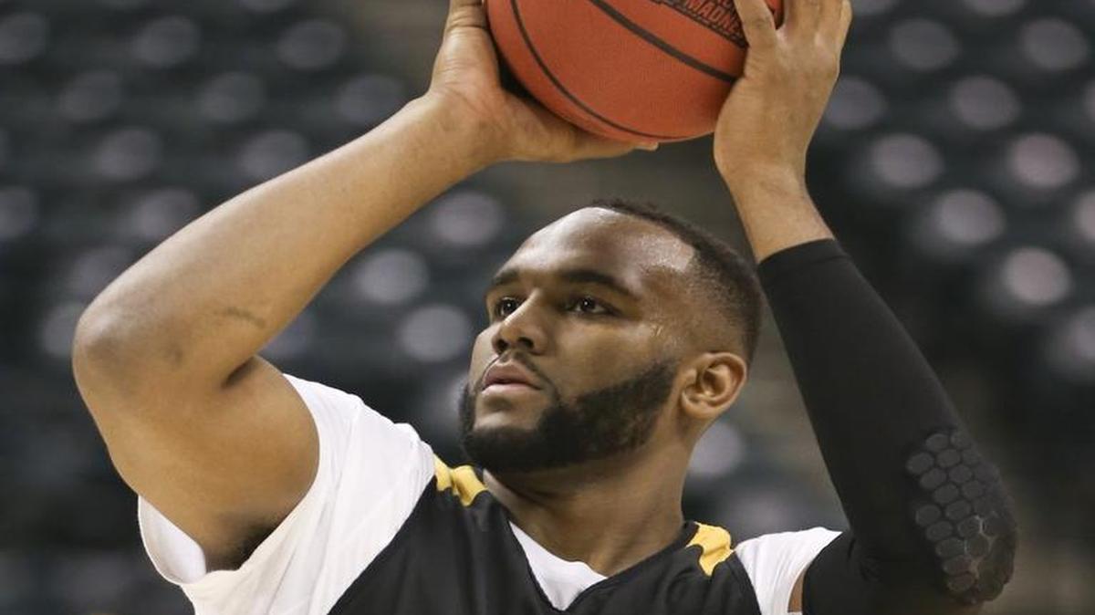 Wichita State’s Shaq Morris shoots during practice at Bankers Life Fieldhouse in Indianapolis on Thursday.