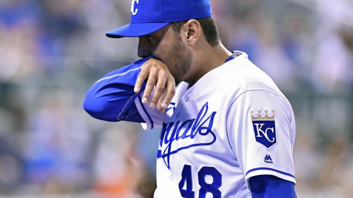 Kansas City Royals relief pitcher Joakim Soria walks off the field after a rough eighth-inning during Tuesday night’s loss to Oakland at Kauffman Stadium.