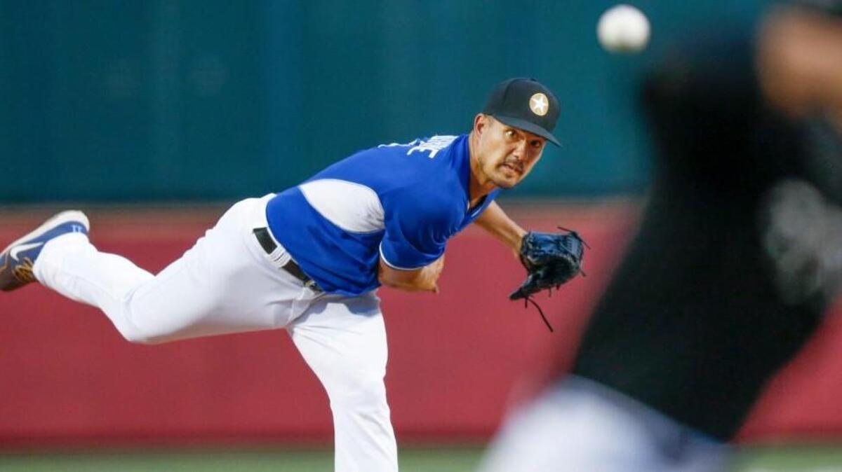 Jeremy Guthrie gave the Kansas Stars six solid innings on Thursday night in the NBC World Series.