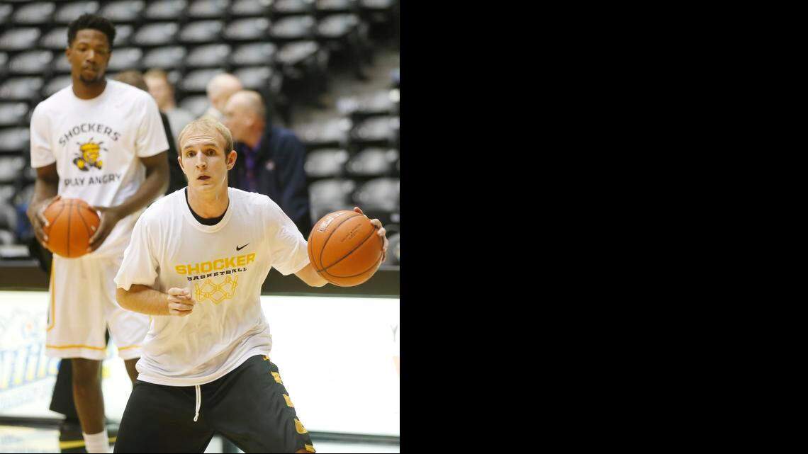 
Conner Frankamp shoots around while working before the Illinois State game. (Jan. 4, 2015)
