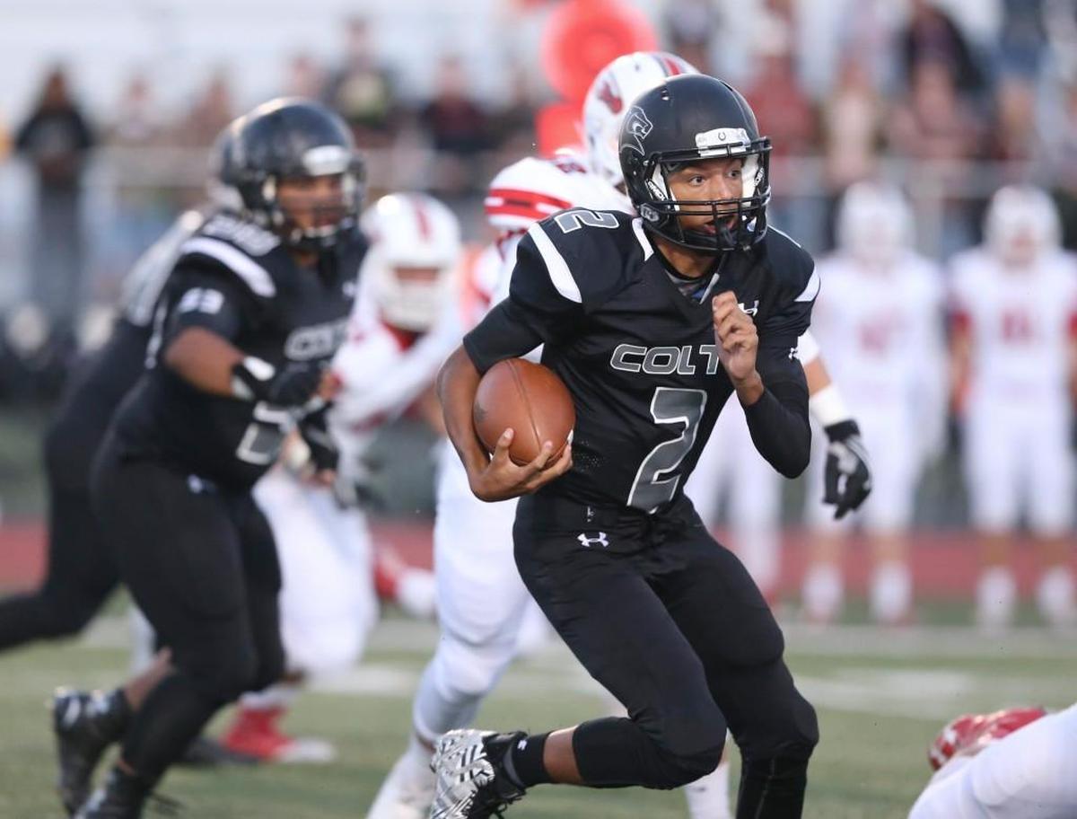 Campus quarterback Federico Harvey (2) in a 2016 photo.
