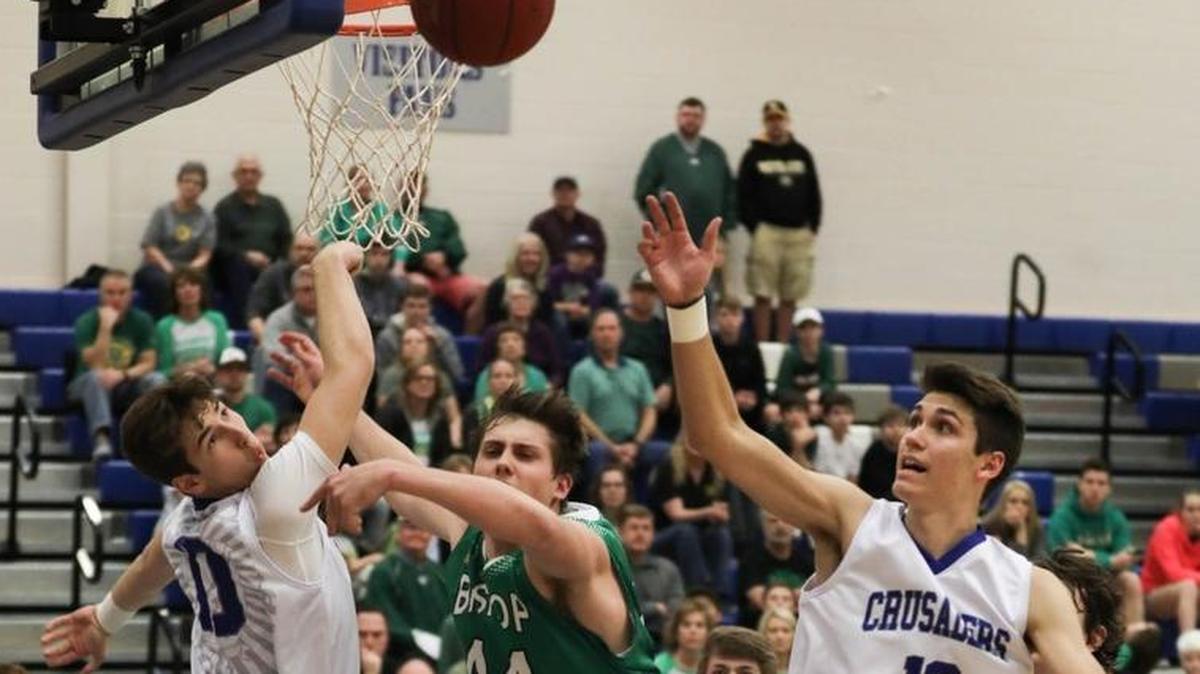 Carroll battles Kapaun last season.